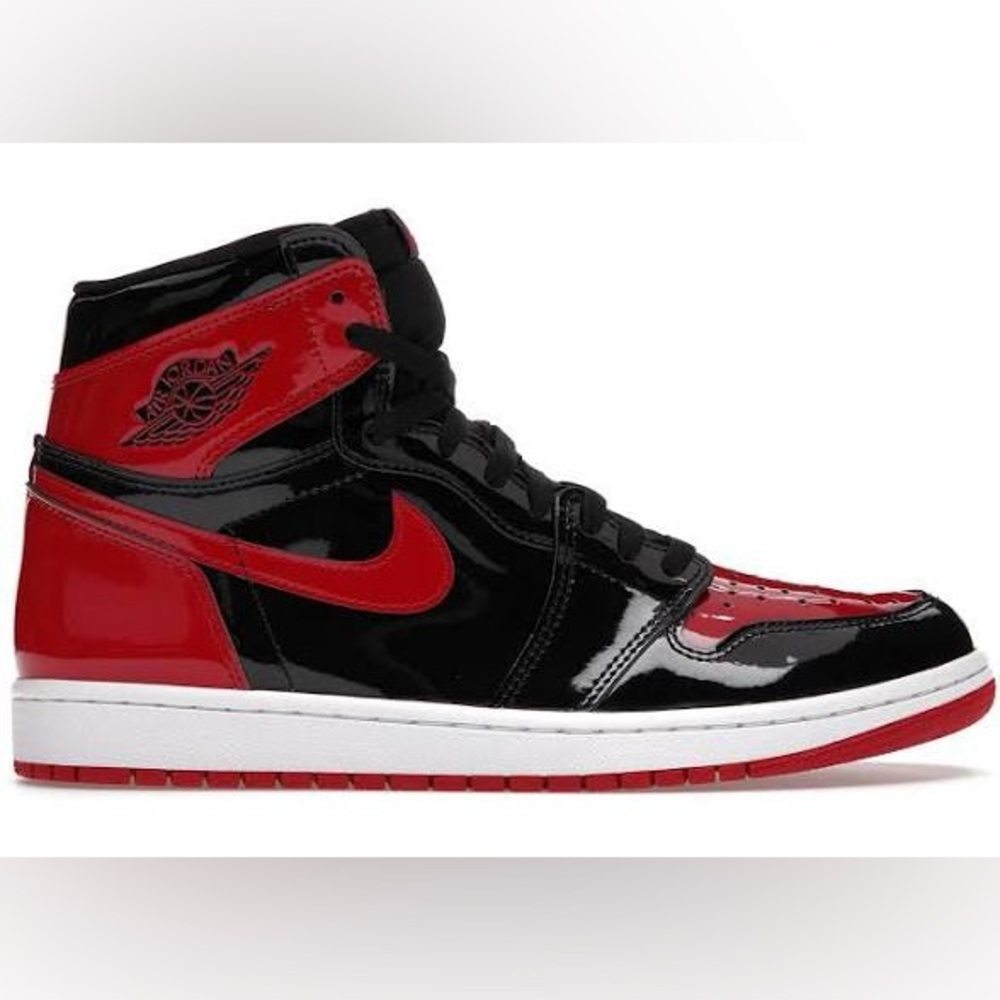 Jordan 1 High Patent Bred size 10 MEN’S BASKETBALL SHOES